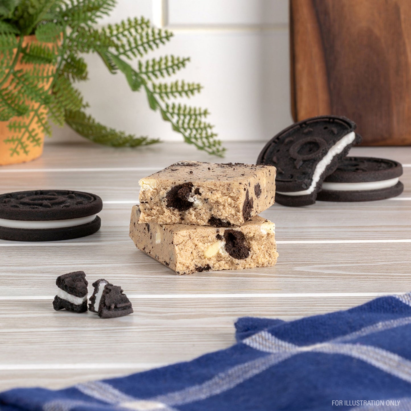 cookies-and-cream-protein-bars-z2 15807_QN_USA_ProteinBar_CAC_InterimAssetUpdate_Digital_Tabletop1.jpg