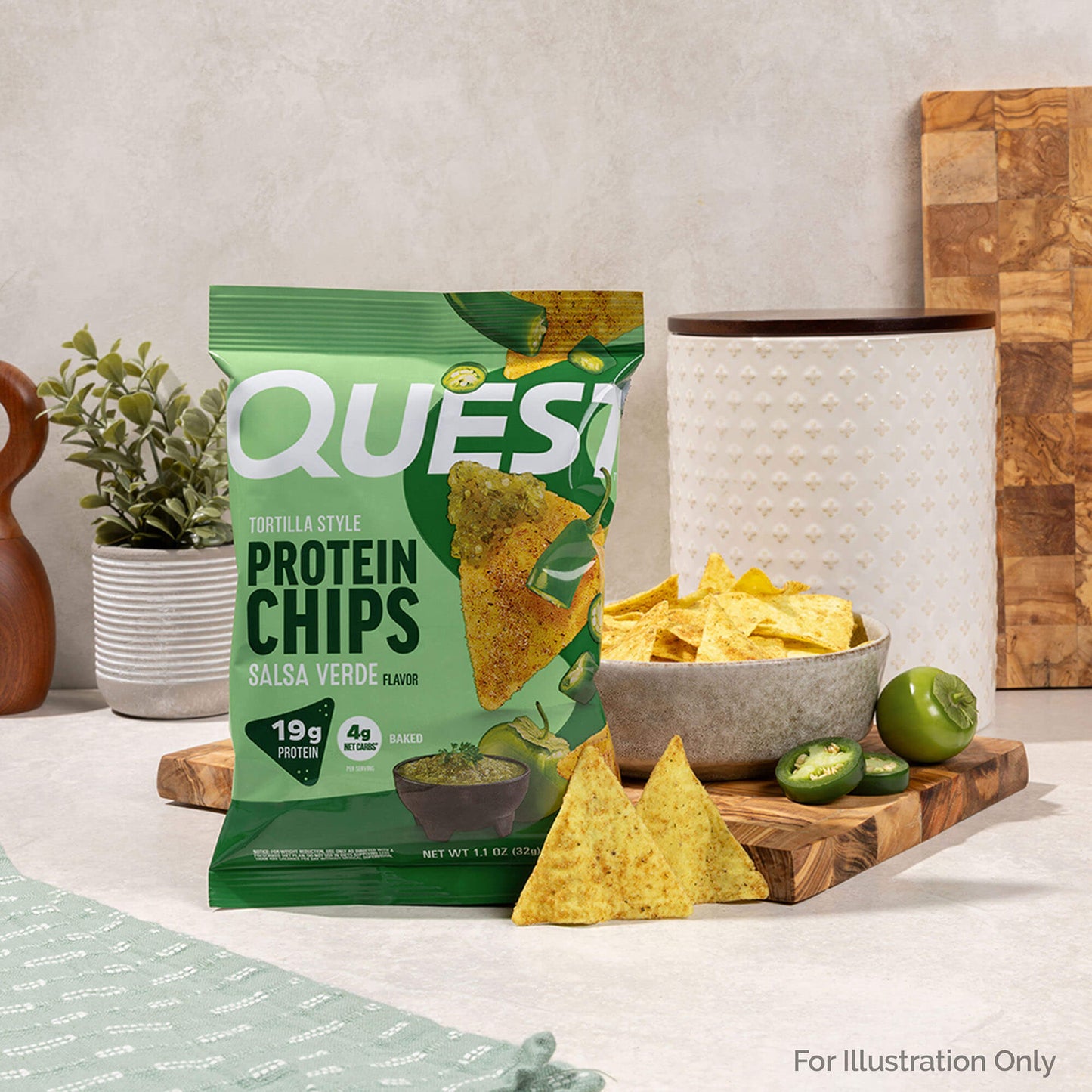 salsa-verde-tortilla-style-protein-chips-q5 qst-016419-salsa-verde-tortilla-style-protein-chips_5.jpg